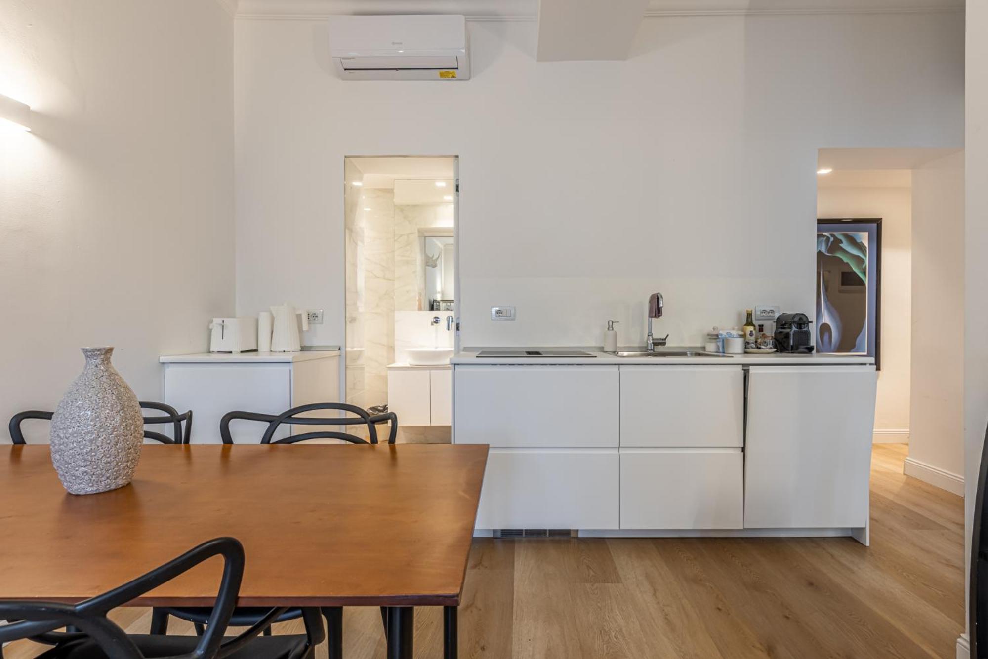 Sant'Andrea Charme Apartments Milan Exterior photo