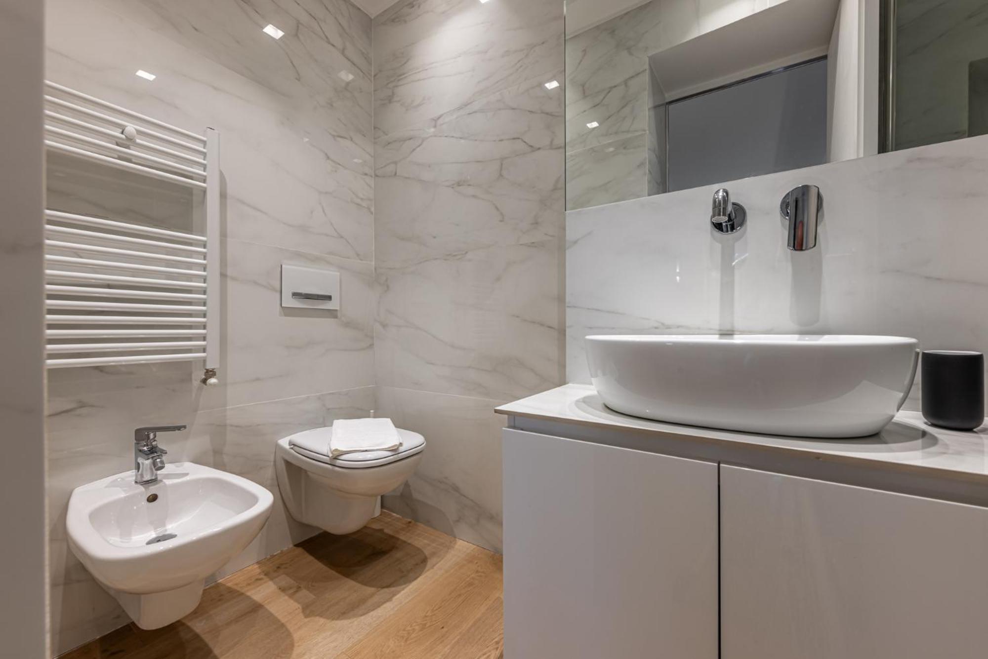 Sant'Andrea Charme Apartments Milan Exterior photo